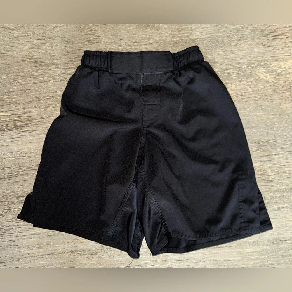 ROAR brand, Boys Black Athletic Shorts - Elastic Waist with Velcro adjuster - Picture 3 of 6